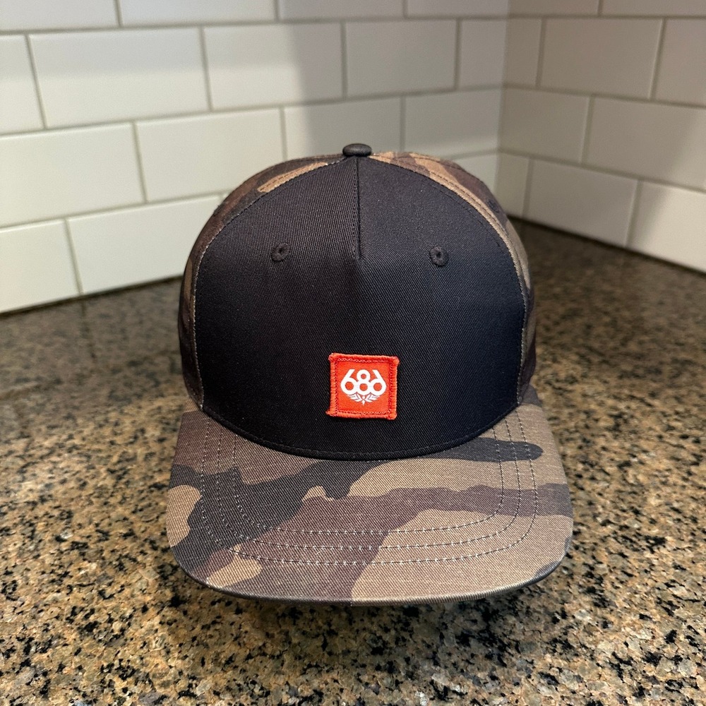 686 Snapback Hat Black Camo Logo Patch Cap Adjustable Snowboard Skate